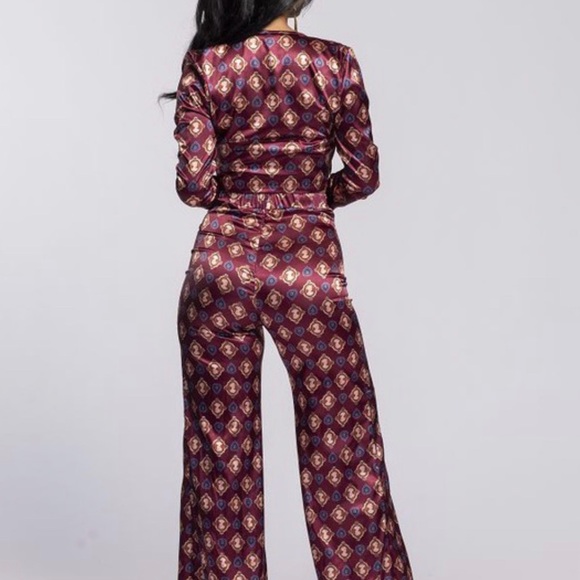 Chic Burgundy Patterned Two-Piece Set - Picture 2 of 3